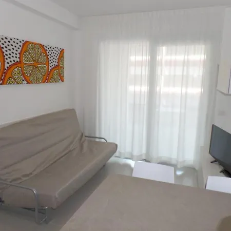 Contemporary Flat In With Pool * Bibione