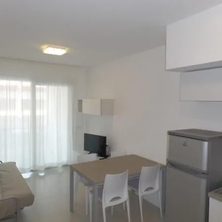 Contemporary Flat In With Pool * Bibione