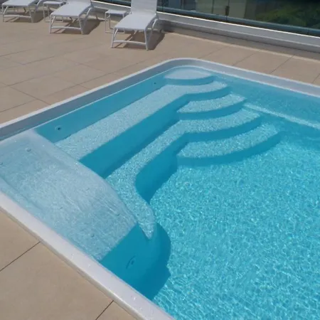 Contemporary Flat In With Pool